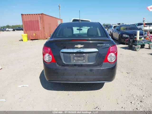 1G1JC5SH8F4190023 Chevrolet luw