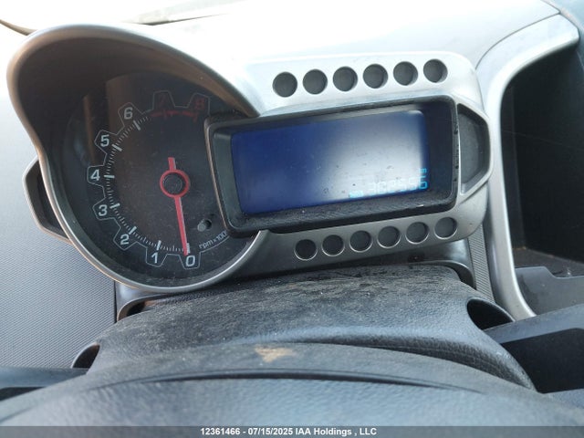 1G1JC5SH8F4190023 Chevrolet luw
