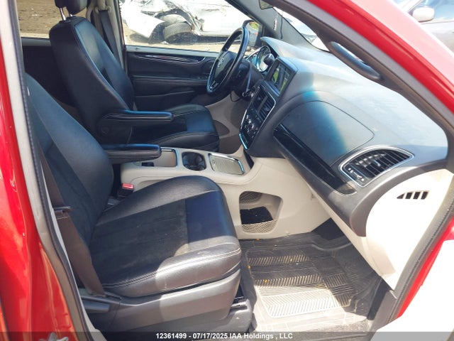 2C4RDGBG3FR705016 Dodge Grand Caravan