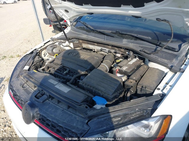 3VW5T7AU3FM004490 Volkswagen 2015