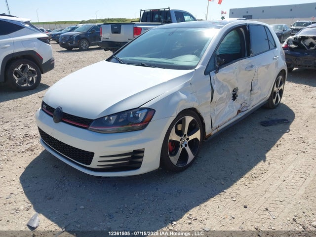 3VW5T7AU3FM004490 Volkswagen 2015