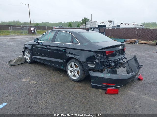 WAUB8GFF9J1034212 Audi A3