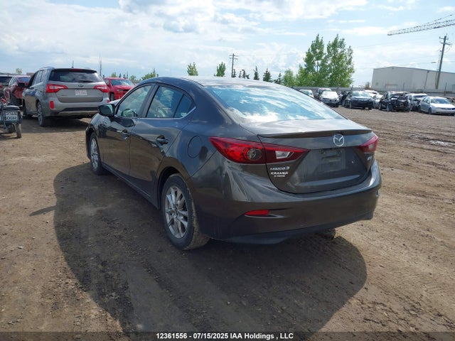 3MZBM1V76FM182511 Mazda pe