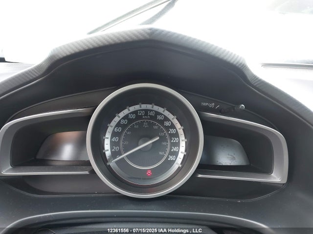 3MZBM1V76FM182511 Mazda pe