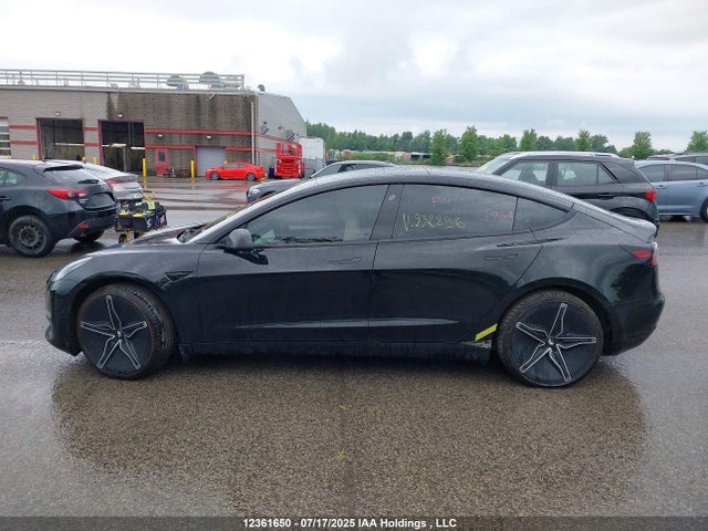 5YJ3E1EA3NF232896 Tesla Model 3 Rwd/standard Range