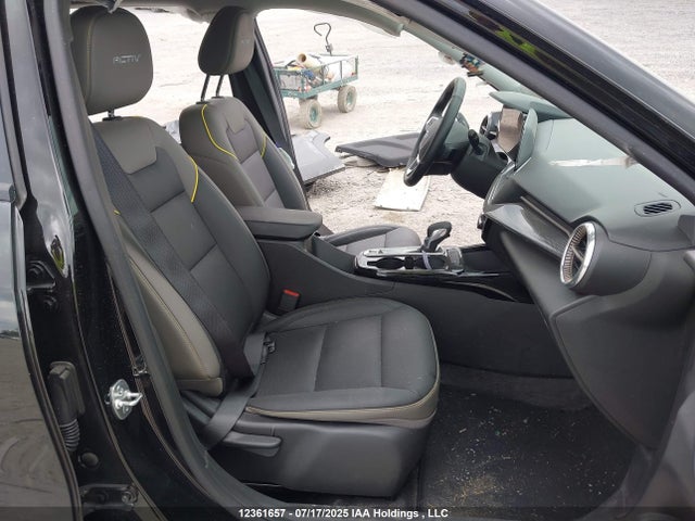 KL77LKE24SC045548 Chevrolet lih