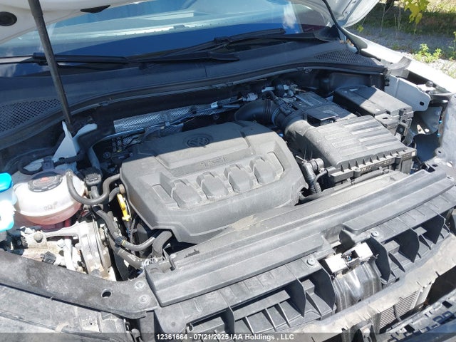 3VV2B7AX8LM054415 Volkswagen Tiguan