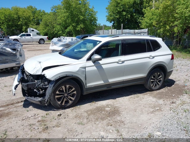 3VV2B7AX8LM054415 Volkswagen Tiguan