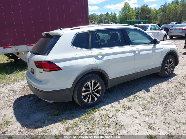 3VV2B7AX8LM054415 Volkswagen Tiguan