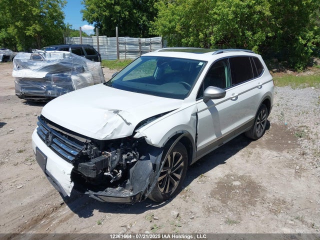 3VV2B7AX8LM054415 Volkswagen Tiguan