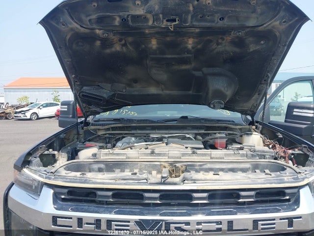 1GC1YNEY0NF335868 Chevrolet l5p