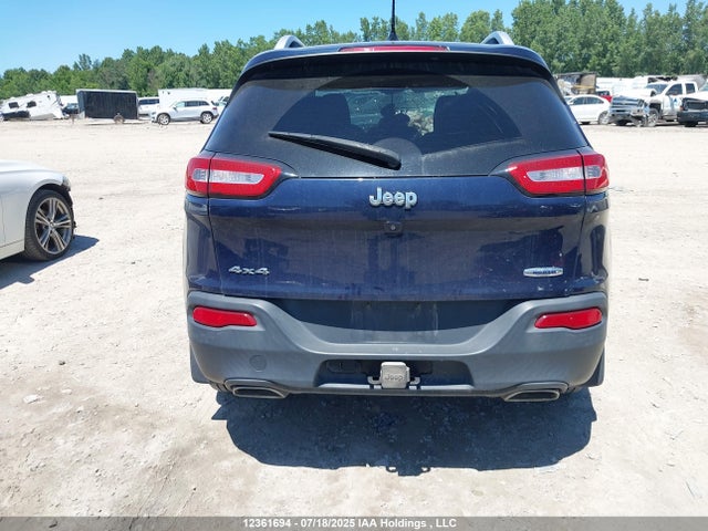 1C4PJMCS0FW591730 Jeep Cherokee