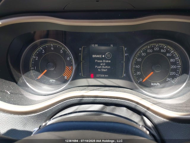 1C4PJMCS0FW591730 Jeep Cherokee