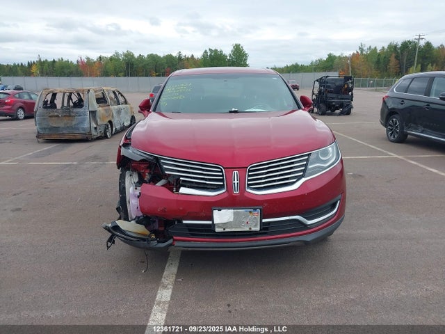 Lincoln 2016 2016 2LMTJ8KR9GBL28336 Image 13