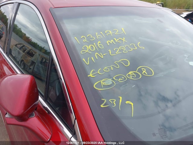 Lincoln 2016 2016 2LMTJ8KR9GBL28336 Image 19