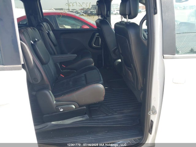 2C4RDGEG3JR349428 Dodge Grand Caravan