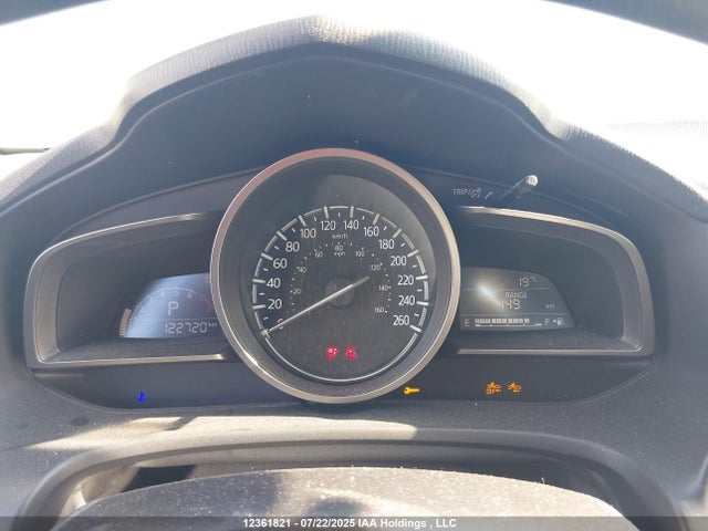 3MZBN1U73JM239884 Mazda pe