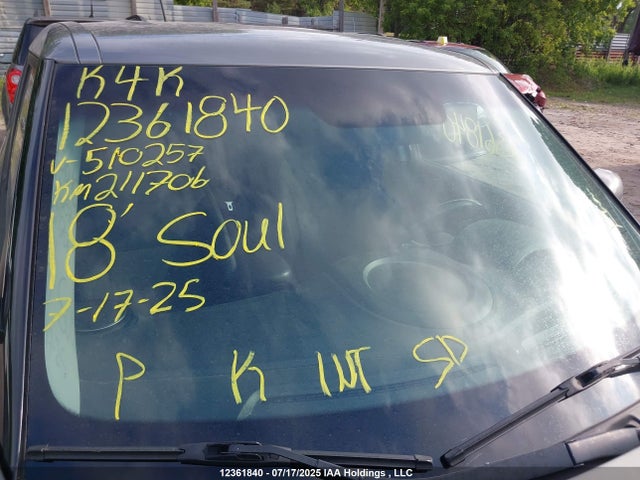 KNDJP3A54J7510257 KIA g