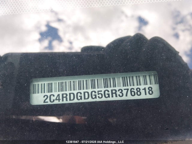 2C4RDGDG5GR376818 Dodge Grand Caravan