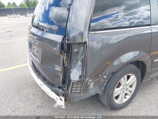 2C4RDGDG5GR376818 Dodge Grand Caravan