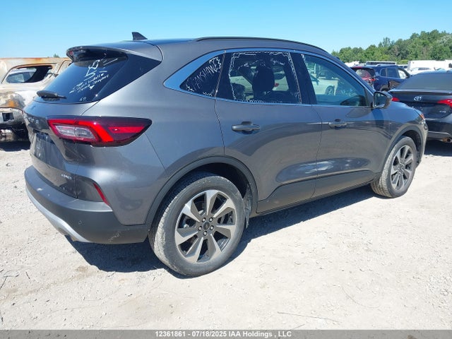 1FMCU9JA9PUA21327 Ford gtdi a