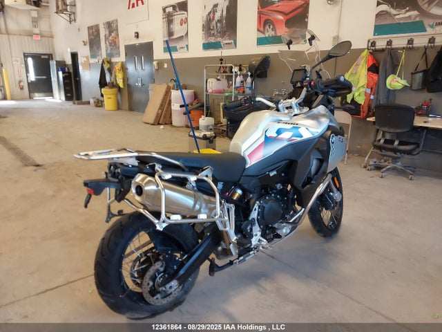 WB10K7308R6J92094 BMW F 900 Gs Adventure