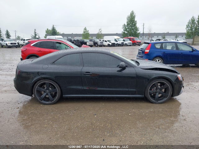 WUAC6BFR0FA900142 Audi 2015