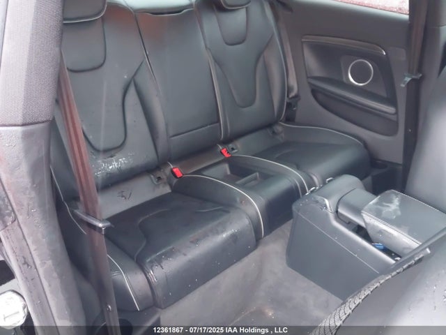 WUAC6BFR0FA900142 Audi 2015