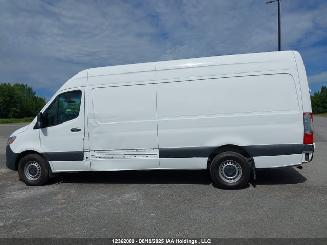W1Y4KCHY2RP652187 Mercedes-Benz om654