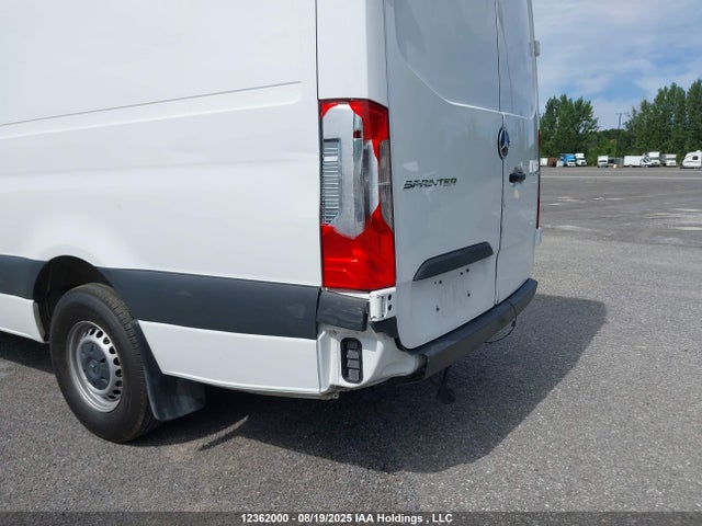 W1Y4KCHY2RP652187 Mercedes-Benz om654