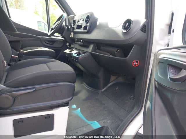 W1Y4KCHY2RP652187 Mercedes-Benz om654