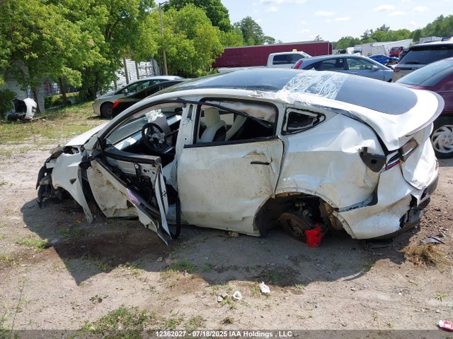 5YJYGDEF6MF137549 Tesla 2021