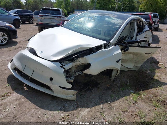 5YJYGDEF6MF137549 Tesla 2021