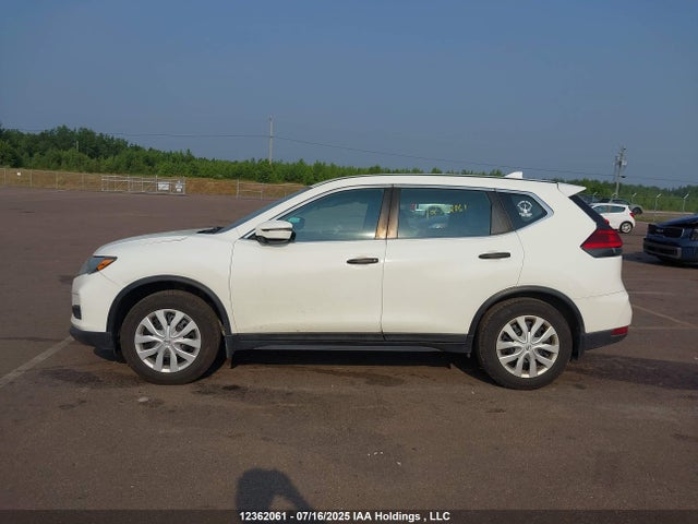 5N1AT2MTXHC860375 Nissan Rogue