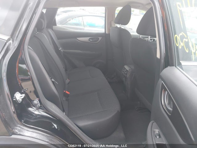 JN1BJ1CP7HW034520 Nissan ROGUE SPORT