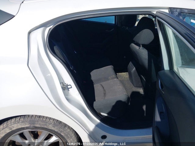 JM1BM1L78E1125762 Mazda pe