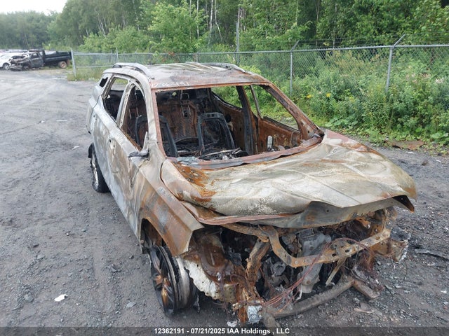 3GKALTEV7ML328305 GMC lyx