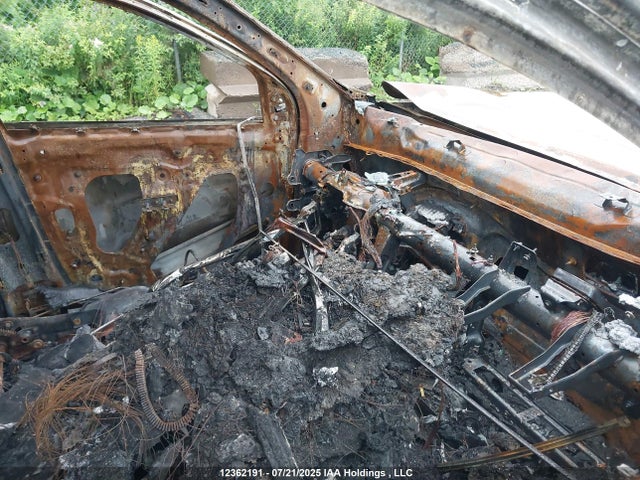 3GKALTEV7ML328305 GMC lyx