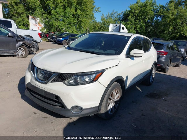 JN1BJ1CR1JW288053 Nissan 2018