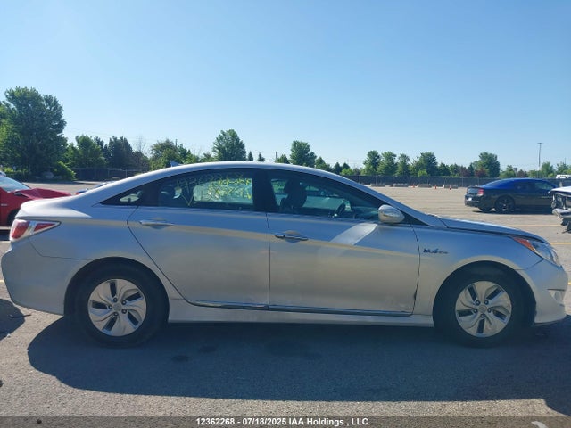 Hyundai dohc mpi theta ii 2015 KMHEC4A42FA138269 Image 13