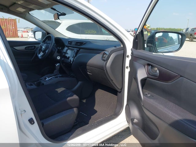 JN1BJ1CR8KW342529 Nissan ROGUE SPORT