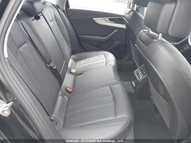 WAUANAF43HN068231 Audi A4