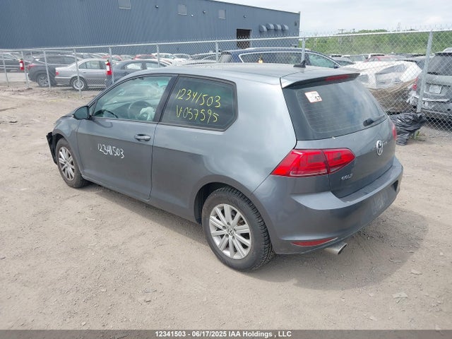 3VW917AU8FM057595 Volkswagen 2015