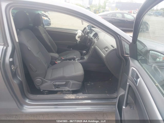 3VW917AU8FM057595 Volkswagen 2015