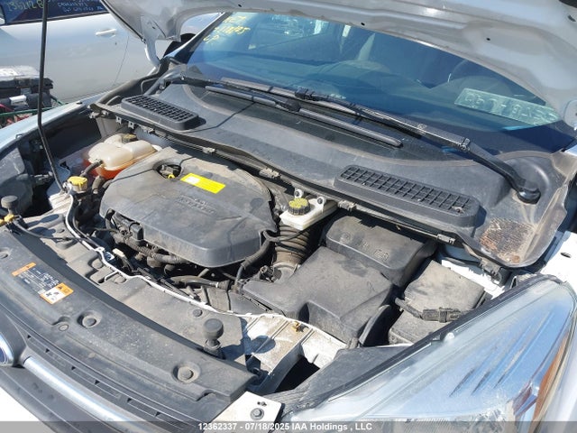1FMCU9GX5GUB63637 Ford 2016