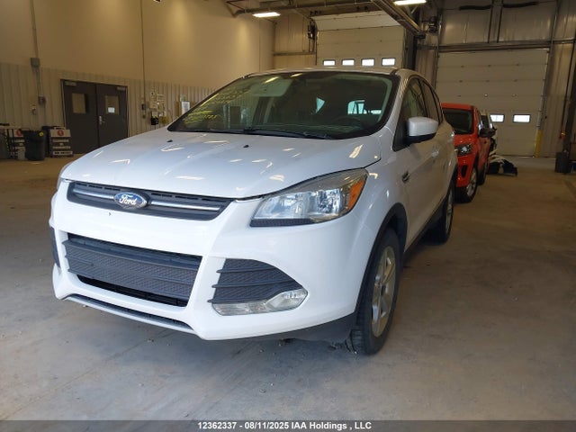 1FMCU9GX5GUB63637 Ford 2016