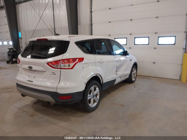 1FMCU9GX5GUB63637 Ford 2016