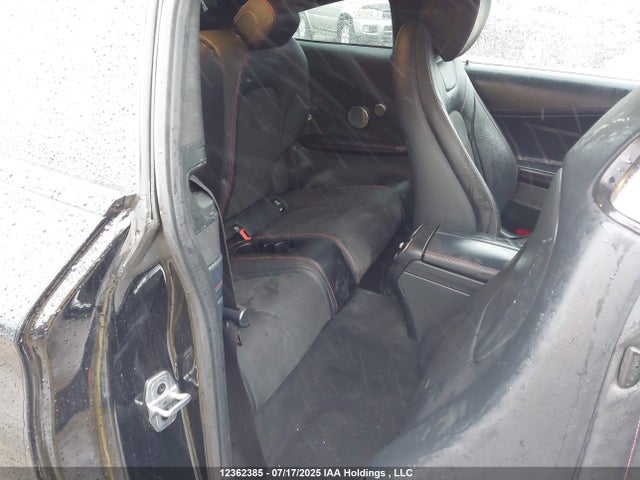 WDDWJ6EB8KF783630 Mercedes-Benz m276