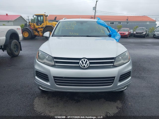 WVGEP9BPXED007968 Volkswagen 2014