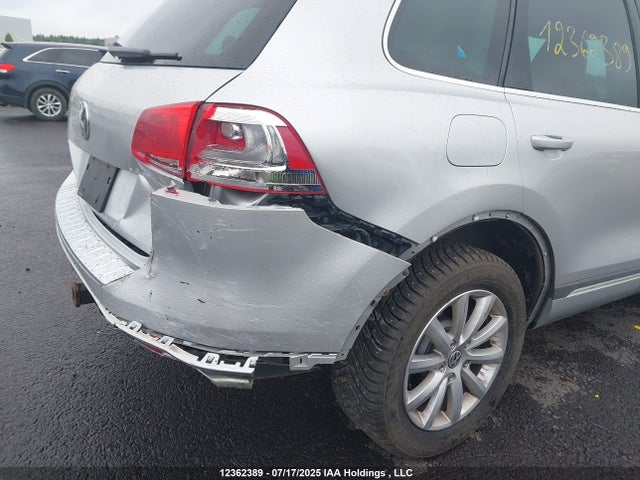 WVGEP9BPXED007968 Volkswagen 2014